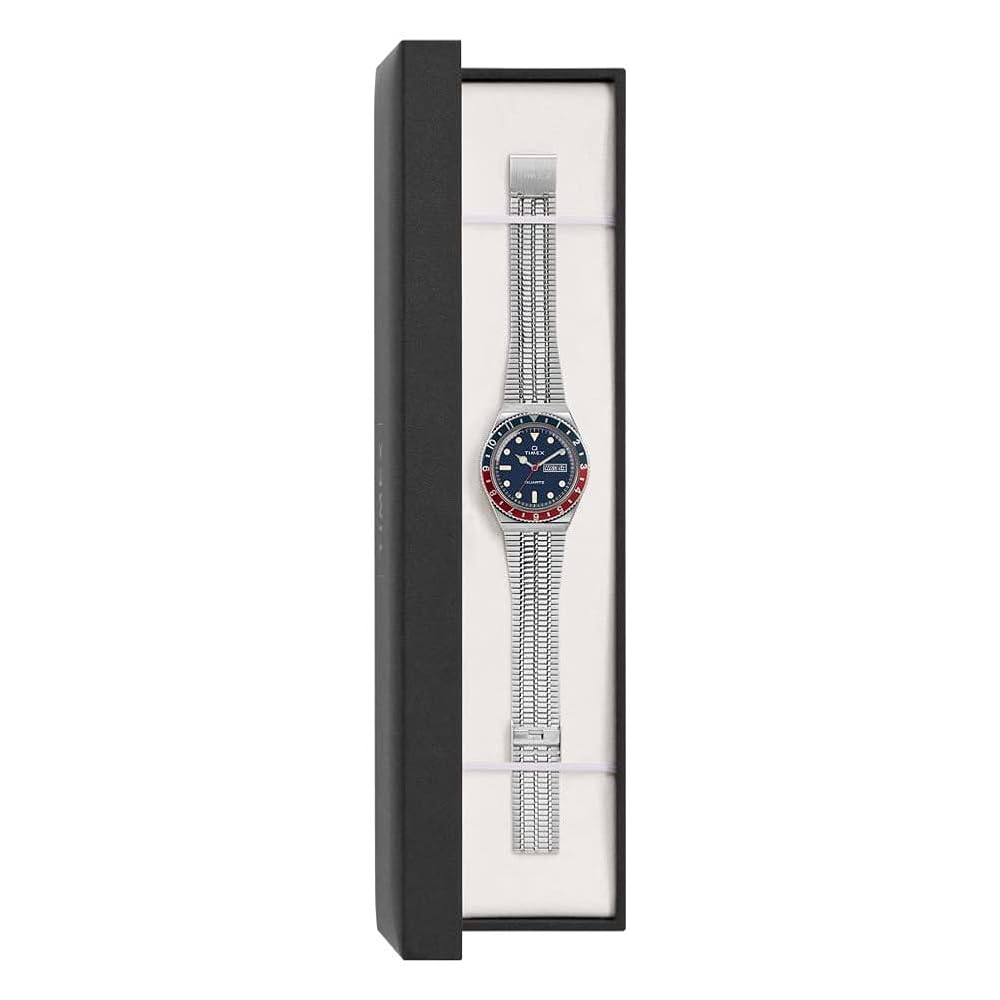 TIMEX Q Reissue disital　シルバー Step into a World of Smoky Grandeur: Q Timex Reissue Dégradé
